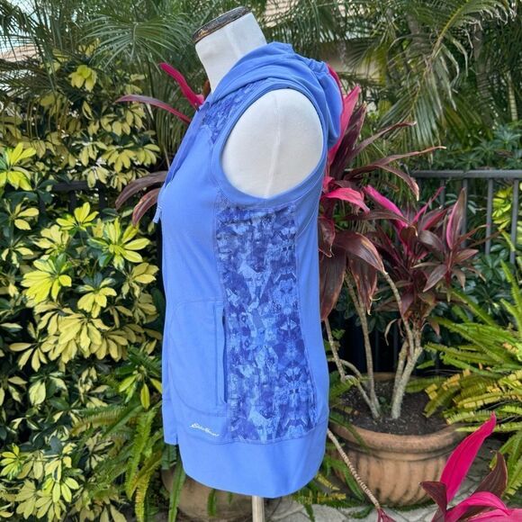 Eddie Bauer Motion Vest (Crocus Blue) - Picture 5 of 10